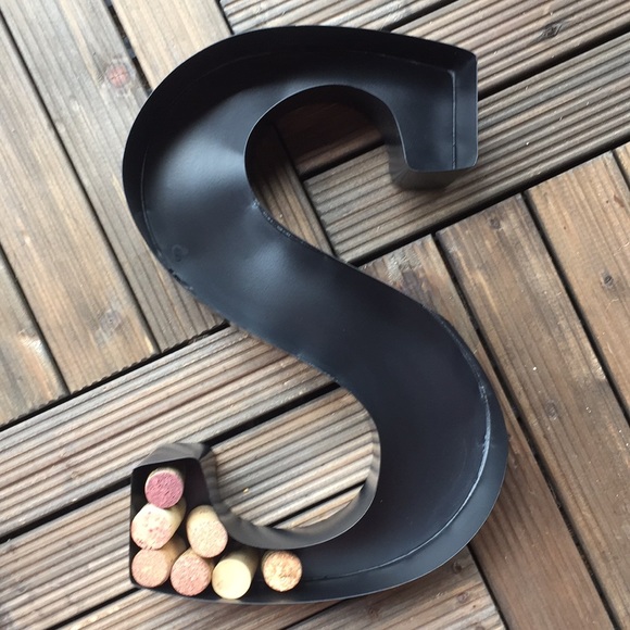 Other - 🍷S Wine Cork Holder